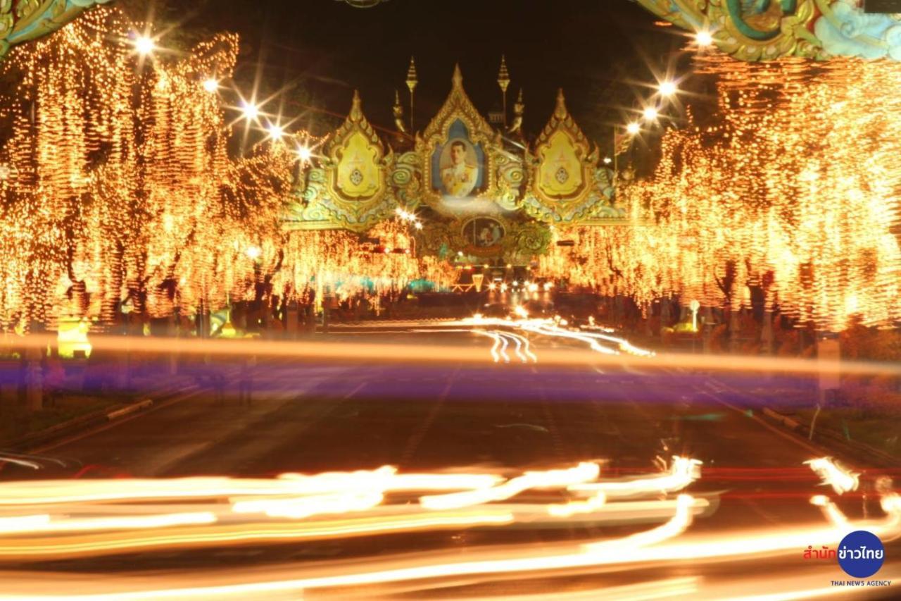 ปิดถาวร Bangkok Exteriör bild